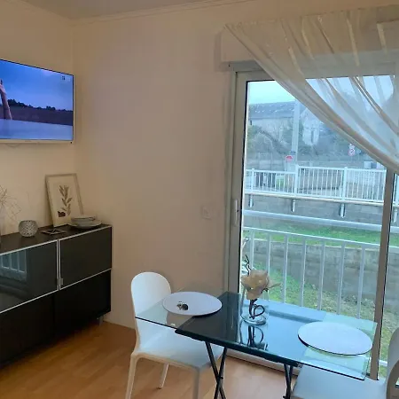 Charming With Balneo Shower, Parking Included * Bretigny-sur-Orge