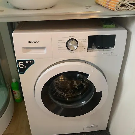 아파트 Charming With Balneo Shower, Parking Included *